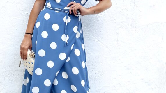 VESTIDO LUNARES